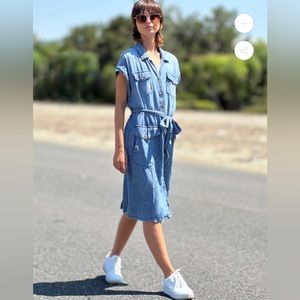 Billy T women’s Cruising Shirtdress Denim size small